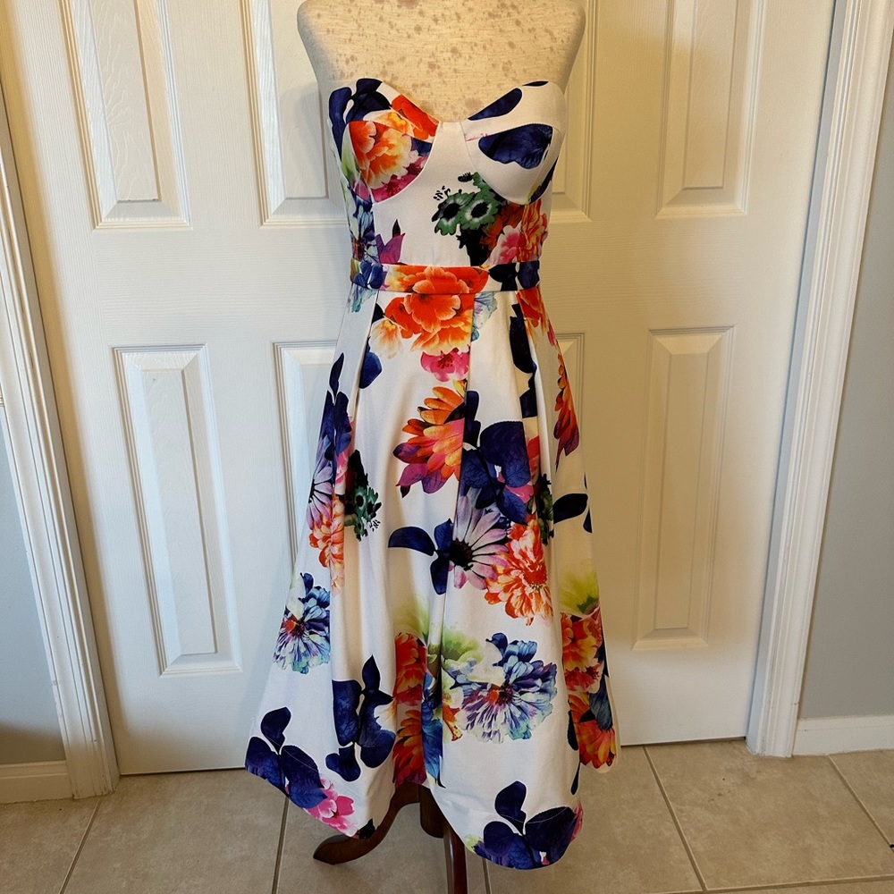 S- L’atiste Floral Dress